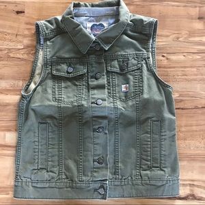 Carhartt women’s utility vest